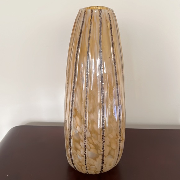 Tii Collection 13.5” Glass Oval Vase - Picture 7 of 10